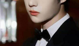 明星娱乐圈吃瓜博君一肖,娱乐圈的甜蜜瓜田，明星们的甜蜜互动揭秘